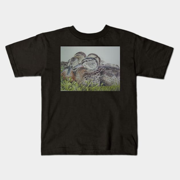 Ducklings in a huddle Kids T-Shirt by thryngreen